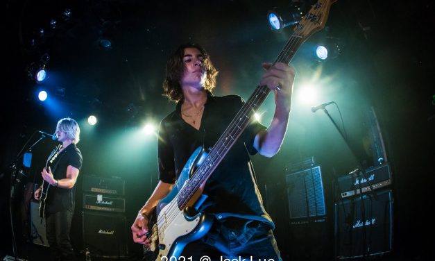 Whit3 Collr at The Viper Room – Live Photos