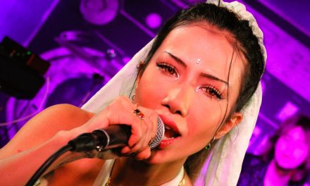 Sakshi Chopra and Fin Peach at Hotel Ziggy – Live Review