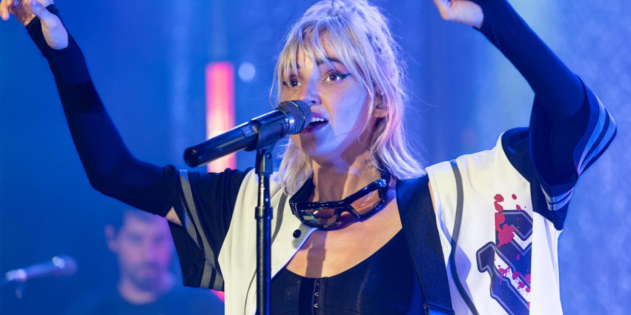LIGHTS at The Roxy – Live Photos