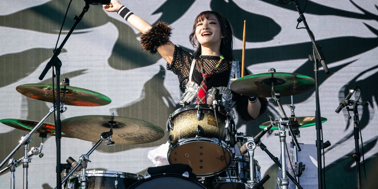 Hanabie. at Van Warped Tour Long Beach – Live Photos