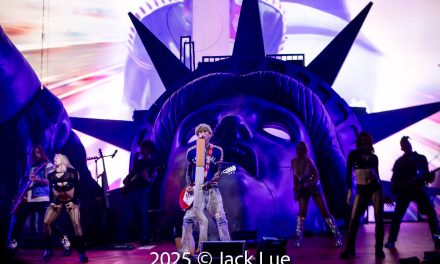 MGK at Kia Forum – Live Photos