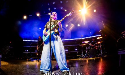 Lights at the El Rey Theater – Live Photos