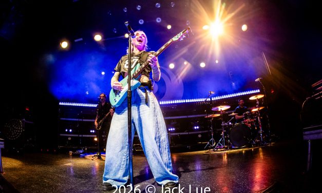 Lights at the El Rey Theater – Live Photos