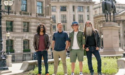 Yeah Yeah Yeah and Beyond: John Power Reflects on Cast, The La’s, and 30 Years of All Change