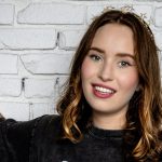 Gorgeous Girls, Free Therapy, and the American Dream: A Conversation with Jules!